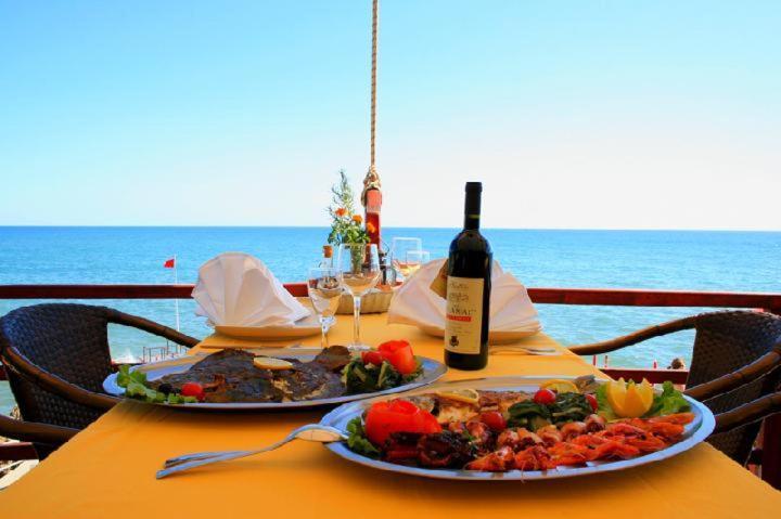 Apartments Hidri Ulcinj Buitenkant foto
