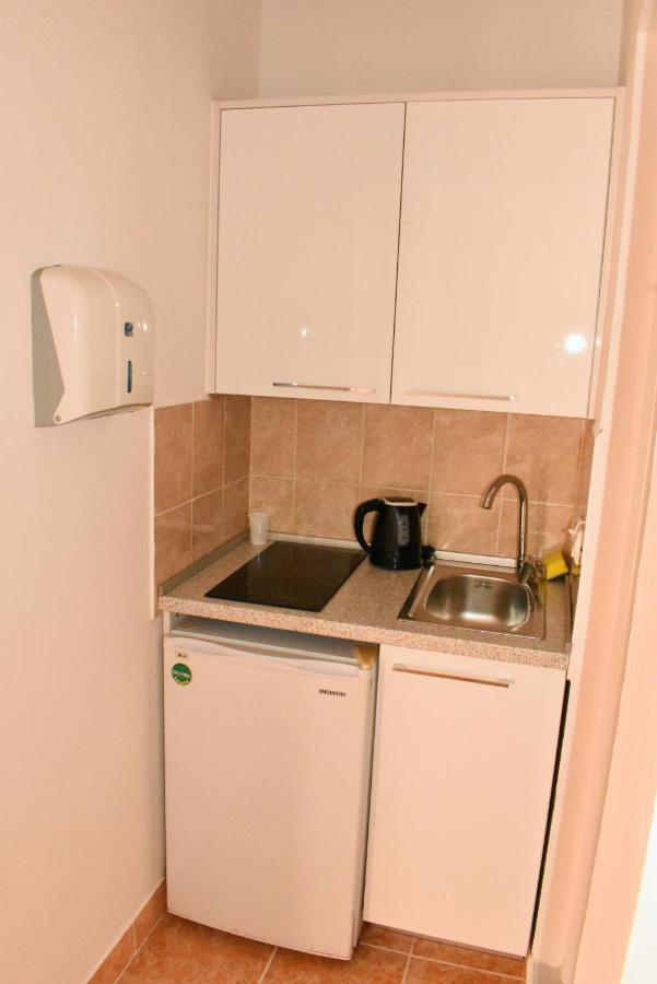 Apartments Hidri Ulcinj Buitenkant foto
