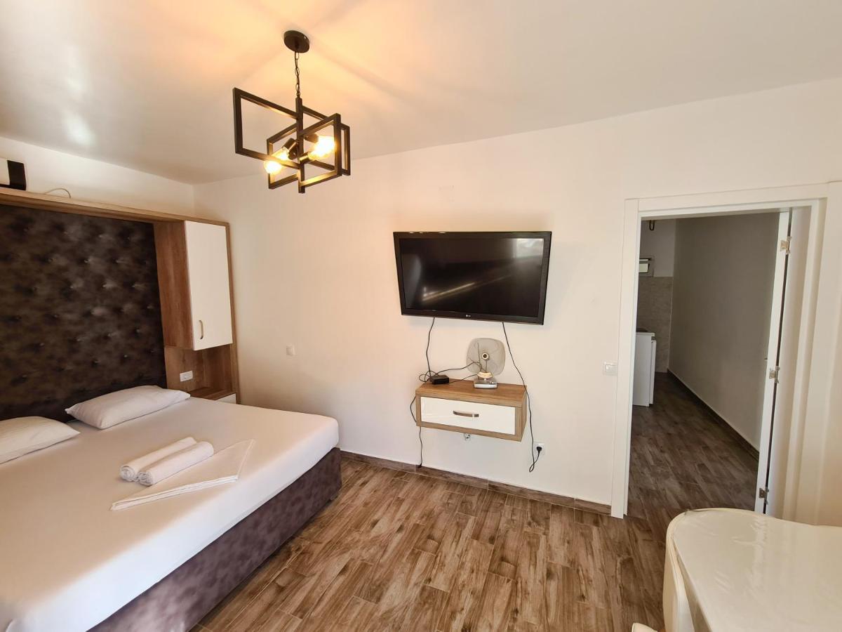 Apartments Hidri Ulcinj Buitenkant foto