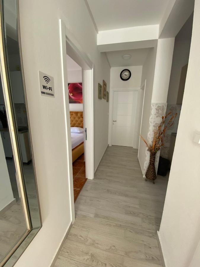 Apartments Hidri Ulcinj Buitenkant foto