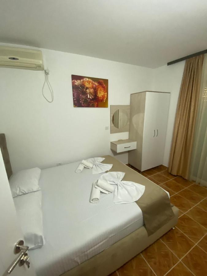 Apartments Hidri Ulcinj Buitenkant foto