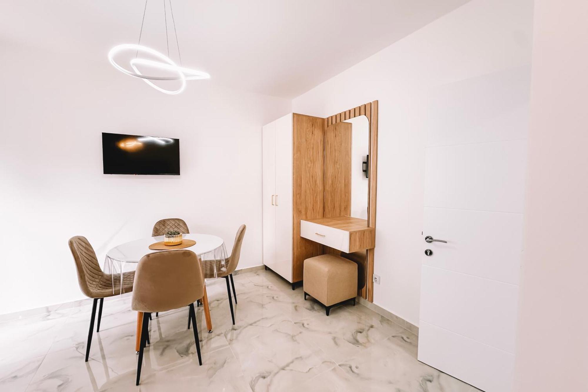 Apartments Hidri Ulcinj Buitenkant foto